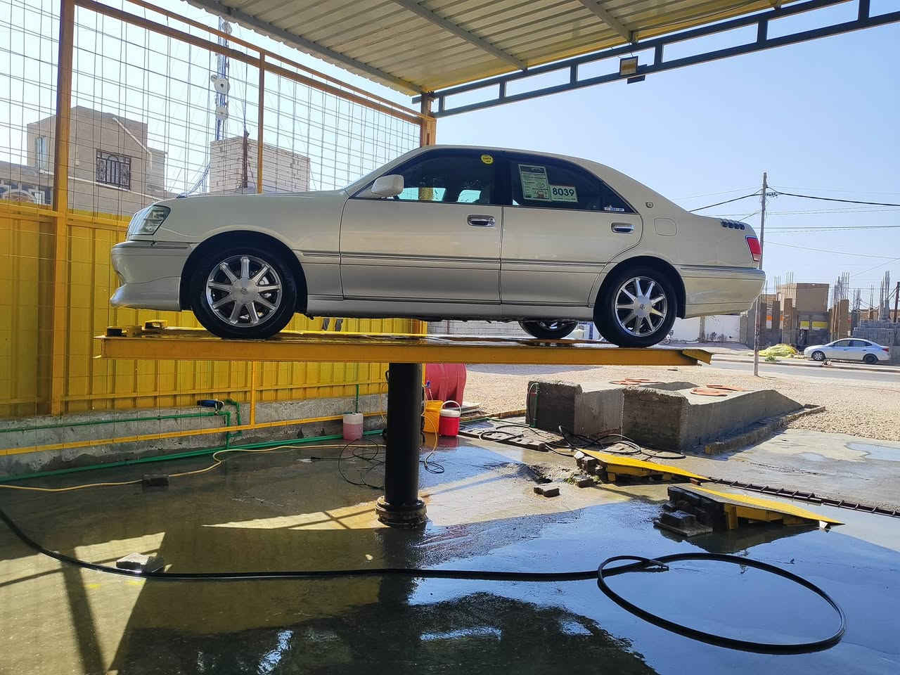 سلام عليكم ويل نجمه نفطي بلادي مامصبوغ عشرط تخم تاير جديد السعر 600وبي مجال قليل مكان مشخاب ***********
