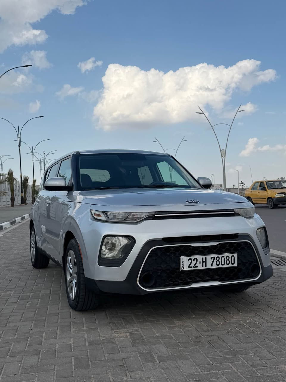 السلام عليكم صول مديل 20مكينه 2000دوش
سياره وارد امريكي فقط بنيد والباقي كفاله 
سياره جاهزه رقم اربيل وكاله وتحويل📞🍒*********** البصرة, العراق
