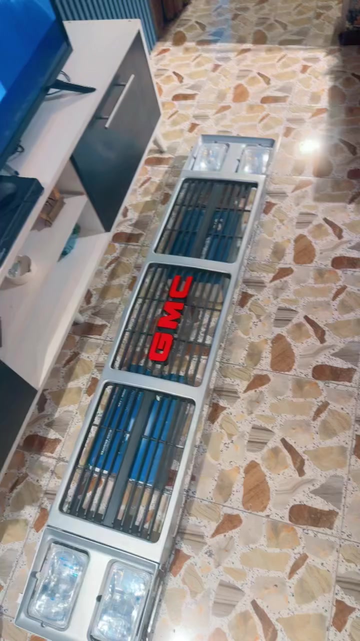 لحية دعاميه اماميه جمس شوفر 
دكم قفل باب 
مسجل ٩٠ 
بيت مازدا 
العنوان بغداد المنصور 
*********** واتساب
