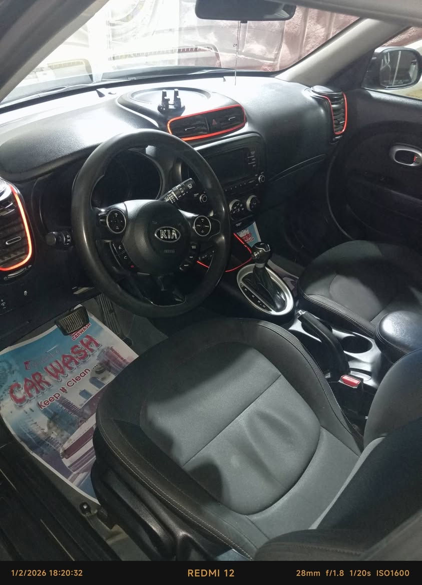 كيا صول ٢٠١٧ لون اسود وارد امريكي حادث جاملغ جه اليمنه نفسه راج بارد سياره مال بيت بيه طخات بصيطه رقم سليمانيه جديد هزه فحص جديد باسمي تجول ثاني يوم والسعر ١١٥ وشكرا
رقم الهاتف ***********
