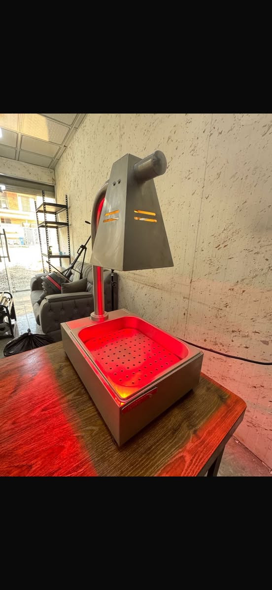 غراض مطعم للبيع
*********** واتس اب 

كل شي وسعره مكاني بغداد حي الجامعة
كلها جديدة ما مستخدمه غير شهر
