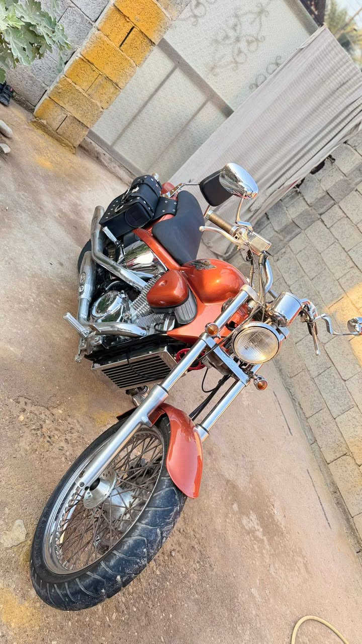 السلام عليكم شباب استاد هوندا 4 00 بواحد ونص وبيها مجال ***********
