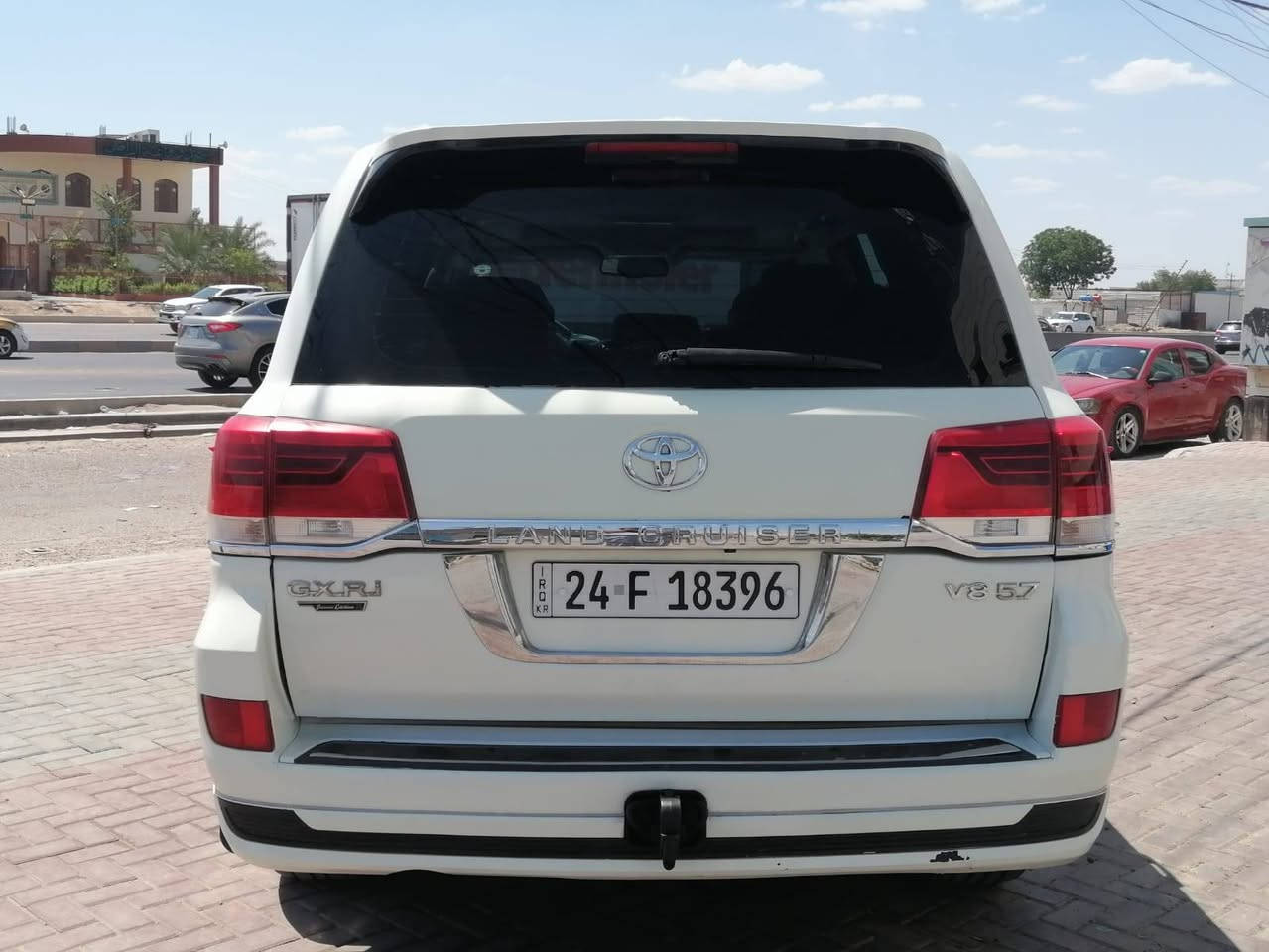 ***********
رايدهة ب 264 ورقة بيع او مراوس حسب القناعة 
لاندكروز جكسارة 2014 محدث 2021
محرك v8 سلندر
ماشية 134 الف كم 
3 قطع تبريد
سلايد
شاشة كاميرا
حساسات خلفيه
تحكم ستيرن جهتين
مري شفط كهرباء
ويل كب دعاية
لايت زنون
هزة وفحص جديد
سنوية باسمي تحويل مباشر
السيارة صبغ عام
