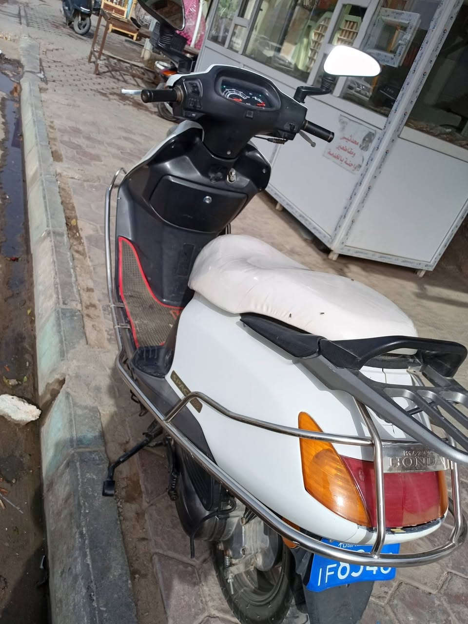 سلام عليكم خوان سبيسي البيع ماليزي المكينه الصبانه ماممدوده عليهه الدراجه نضيفه و خير من الله سلف هندر #كهرباهيات#عداداتهه#الكيج شقال وال دراجه #ما متعوبه #مكانهه كوت زويريجات #السفحه خاص متواجد و هاذه رقمي ***********
