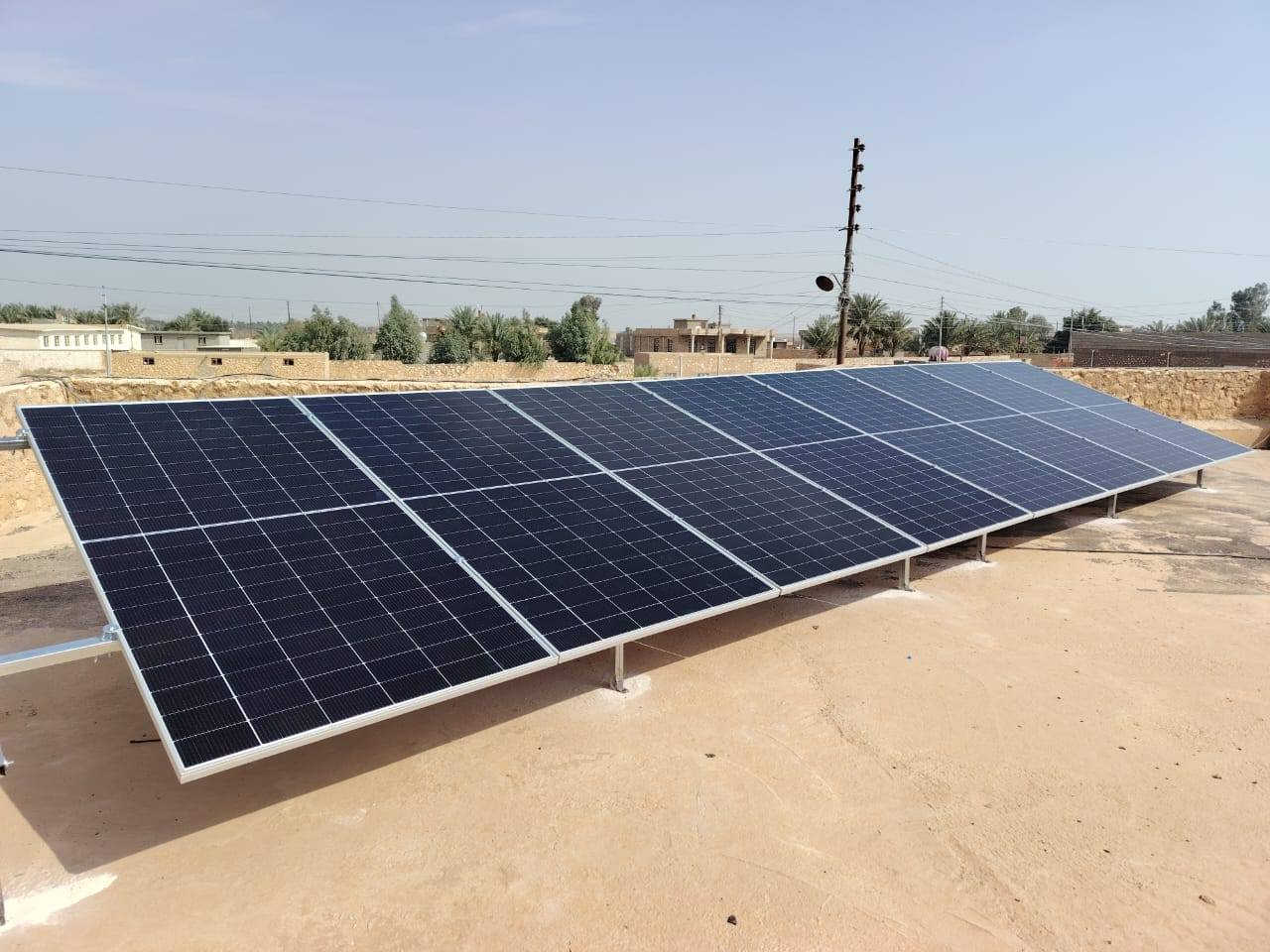 بفضل الله وبحمده قامت كوادر شركتنا (شركة المهندس للطاقة الشمسية) بنصب منظومة طاقة شمسية منزلية لأحد زبائن شركتنا
العرض الاقوى تحطيم الاسعار 🔥 🔥 🔥 🔥 🔥 🔥
العرض الاول 🔥 🔥 🔥
السعر : 4،400،000 نقدا
السعر : 5،400,000 قسط 
القسط الشهر 300 الف فقط
القدرة : 20 نهاري و 15 ليلي 
الألواح: 620 واط ضمان 15 سنة  عدد 8
البطارية: ليثيوم حجم 15 كيلو واط ضمان 5 سنة
الانڤيرتر :  حجم 6 كيلو مع واي فاي مدمج ضمان 2 سنة 
العرض الثاني 🔥 🔥 🔥
السعر :  3,750,000 نقدا
السعر :4,750,000 قسط
القسط الشهري 263 الف فقط
القدرة : 10 نهاري و 10 ليلي 
الألواح: 610 واط ضمان 15 سنة  عدد 5
البطارية: ليثيوم حجم 10 كيلو ضمان خمس سنوات
الانڤيرتر :  حجم 6 كيلو مع واي فاي مدمج ظمان 2 سنة
العرض الثالث 🔥 🔥 🔥
السعر : 3.000،000 نقدا
السعر : 4,000,000 قسط 
القسط الشهري 222 الف فقط
القدرة : 10 نهاري و 7 ليلي 
الألواح: 620 واط ضمان 15  سنة عدد5
البطارية: ليثيوم حجم 7 كيلو ضمان خمس سنوات
الانڤيرتر : حجم  4 كيلو ضمان 2 سنة 
العرض الرابع 🔥 🔥 🔥
السعر : 2،250،000 نقدا
السعر : 3,250,000 قسط
القسط الشهري 180 الف فقط
القدرة : 8 نهاري و 5 ليلي 
الألواح: 620 واط ضمان 15 سنة  عدد 4
البطارية: ليثيوم حجم 5 كيلو ضمان خمس سنوات
…………………………………………
المنظومات الحامضية  
العرض الاول  🔥🔥🔥
السعر: 2.400.000 نقدا 
السعر: 3.150.000 قسط 
القسط الشهري 210 الف فقط 
القدرة: 9نهاري و6 ليلي 
الالواح : 620 واط ضمان 15 سنة عدد 4 
البطارية: اوكايا 200امبير c10 عدد 2 ضمان 1 سنة 
الانڤيرتر : حجم 4.2KW ضمان 1 سنة 
العرض الثاني 🔥🔥🔥
السعر: 1.550.000 نقد 
السعر: 2.250.000 قسط 
القسط الشهري 150 الف فقط 
القدرة: 7 نهاري و 3 ليلي 
الالواح: 620 واط ضمان 15 سنة عدد 3 
البطارية : اوكايا 200 امبير c10 عدد 2 ضمان 1 سنة 
الانڤيرتر : 4.2KW ضمان 1 سنة 
 #شركة #المهندس #للطاقة #الشمسية 
كركوك - الحويجة - شارع المشاتل قرب جامع كامل الحاج صكر مجاور شركتي الدليان والصبحي للحجم والعمرة 

***********
للحجز و الاستفسار
مدير شركة المهندس للطاقة الشمسية  
ربيع سامي الجبوري 
⁨ ***********
مهندس سعد 
***********
انور الفرحان 
مدير المبيعات 
***********
مهندس الصيانة 
عزيز الفرحان 
***********
 عمر الفرحان 
***********
