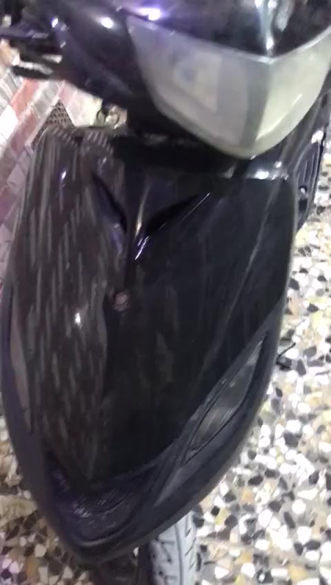 يالله
دراجه للبيع 
ثعلب 
لا تنقيص لا تبخير مكينه نضيفه 
مكفوله من مكينه من كلشي 
كهربائيات شغله دراجه نضيفه نقصهه بس كابريتر ابيع مراوس شعدك نزل دراجه شغاله 
العنوان بغداد فلكه حي النصر رقمي *********** متواجد خاص 
السعر 400 وبيهه مجال حك الجيه
