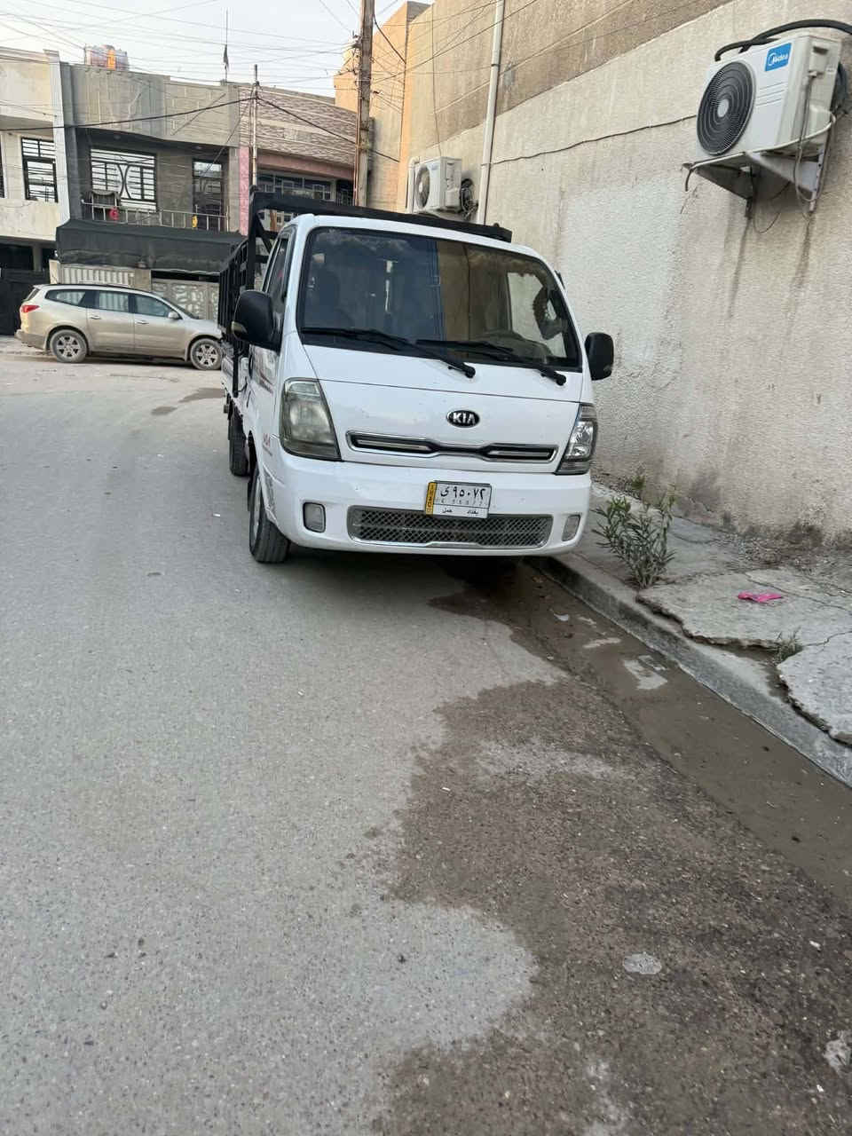 سلام عليكم سيارةموديل 22يرهم مراوس ب كيا17/18

سيارة خير من الله كير محرك اكشن شاصي رقم شاصي 

تبريد تدفى رقم بغداد و مكاني بغداد تقاطع دوريش كل التفاصيل مذكورة وسوناره موجوده ب آلصور الباردات على كد شبر فقط السعر 140 وبيه مجال الاتصال 
***********
