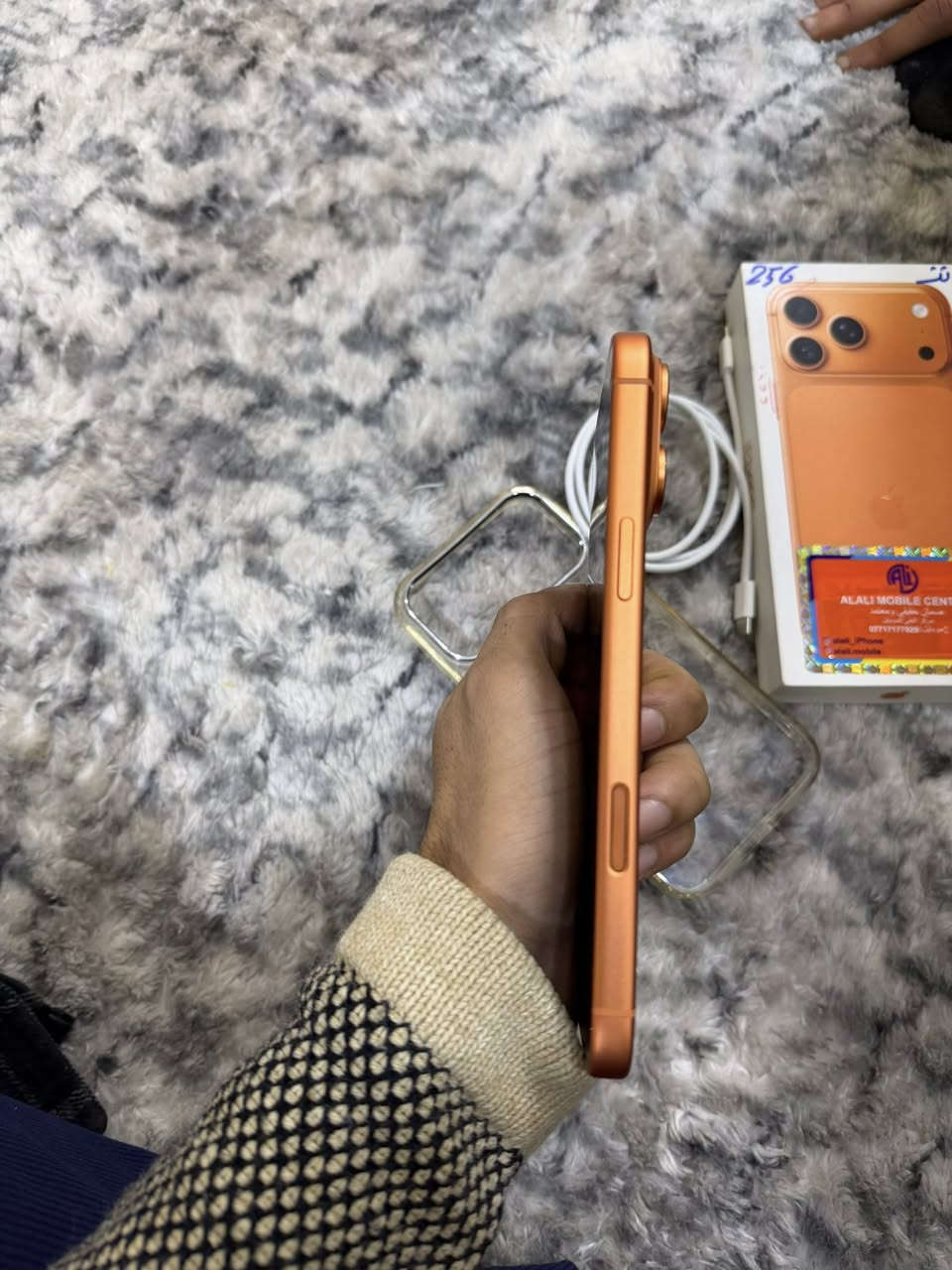 17برو ماكس شريحة ألكترونيه 
الجهاز اخو الجديد مكفول من كلشي 
مشحون ٦٠مرة 
سعره ١٨٠٠قفل
عنواني البصرة التنومه
رقم الهاتف *********** شغال واتساب فقط
