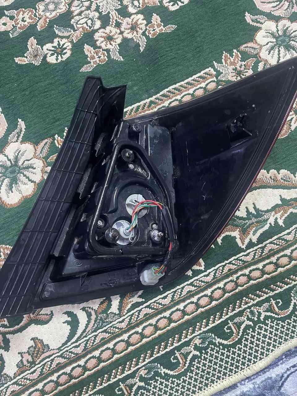 بك لايت. ليفان. جديد بلادي. بلادي. شغال. سعر ٤٠. تك واحد.  عنوان. بغداد عبيدي ***********
