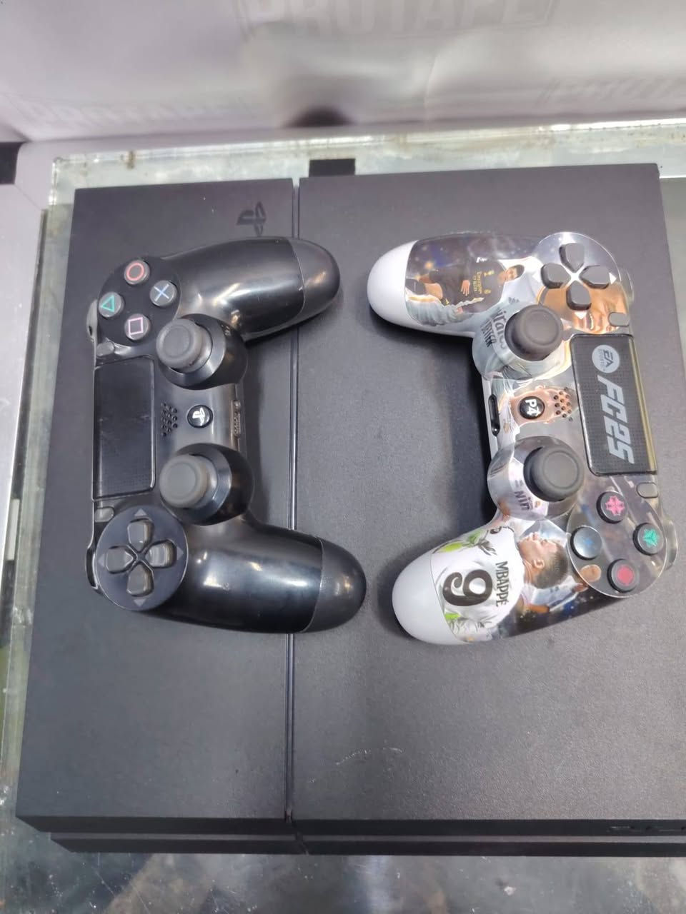 السلام عليكم
جهاز ps4 مهكر نظام 11 ذاكرتو  500 كيكة ما مفتوح  يجي ويا يدتين يدة أصلية و يدة تجارية  كامل ملحقات للبيع السعر 240 الف و ما بي أي مجال موقع الموصل حيى الزهور مقابيل دورة سيدتي الجميلة عمارة هيلثي قرب مقهى العباسي للاستفسار راسلني ماسنجر


**إذا كنت صاحب هذا الإعلان وتريد حذفه لأي سبب، رجاءا أرسل رسالة إلى الدعم الفني**