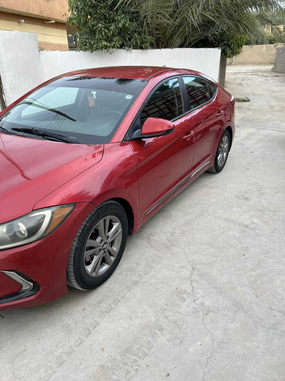 السلام عليكم
النترا موديل. 2017 
وارد أمريكي 
حادثها باب الخلفي 
بيها سونار  
رقم اربيل. هزه جديد 
تحويل مباشر. او وكالة 
سياره برغي مانقص بيها 
السعر. 120 $ بيها مجال بسيط 
العنوان. بغداد جسر ديالي 
 ***********.  وتساب
