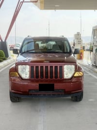 Jeep(٢٠١٢)👑ما شاء الله👑 لیبرتی (لیزەر)دوبەی خواربازاڕ هەموو گیانی بەشە...