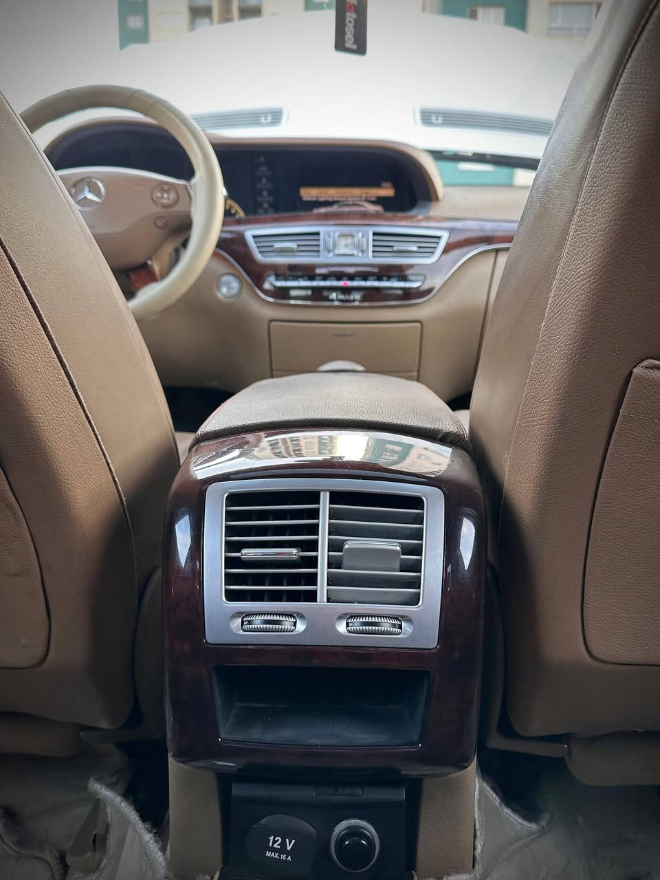 مارسدس بينز  موديل 2009
بو ف فروشتن صاغ 
بةبي هيج ليدراويك 
كيرو مةكينة بة شةرت 
مالي دوستة 
بةبي شخت و هةمو شتيك 
سعري 84
***********
