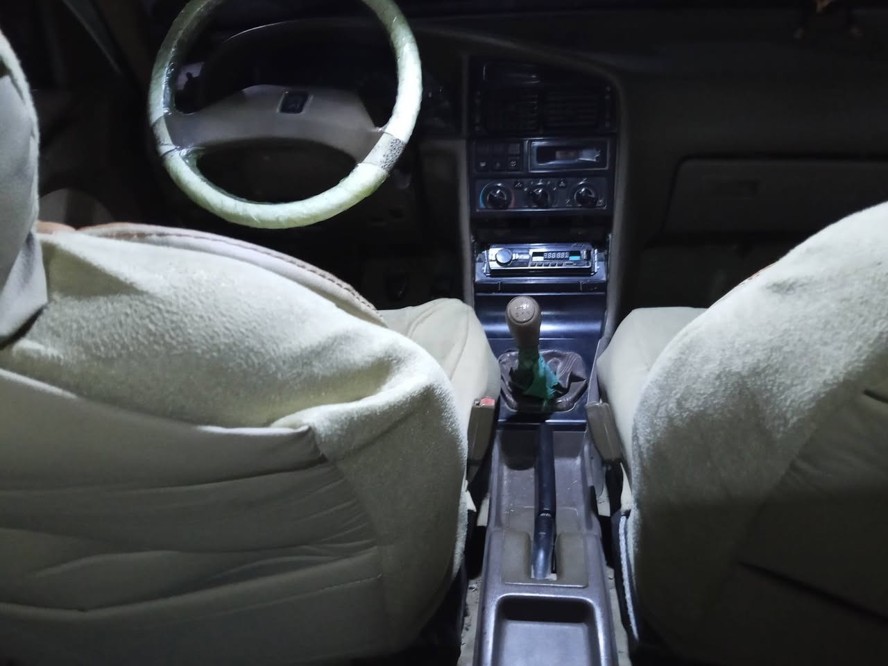 السلام عليكم سياره بيجو 405 موديل 2009 رقم كربلاء سنويه ساقطه  تحويل ثاني يوم سياره خير من الله كير ومكينه وحداديه وكشره نظيف ومابيه ظربه داخل بيجي كشنات نظيفه تبريد تدفئ كله شغاله سياره مال جناي 
سعره 35 وبيه مجال الاستفسار الاتصال ع رقم *********** العنوان بابل خلف مستشفى الكفيل
