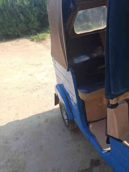 السلام عليكم
تكتك لبيع موديل 2020رقم وسنويه 
تكتك خير من الله 
تكتك كبل لشارع ضرر تكتك لغد مبدل بيه بس بستم 
تكتك ناعمه وخير من الله 
خياسات مابيه تجي وشوف بعينك 
السعر 6ونص وبيه مجال 
التفاصيل الباقيه اتصل على الرقم 🌷
***********
