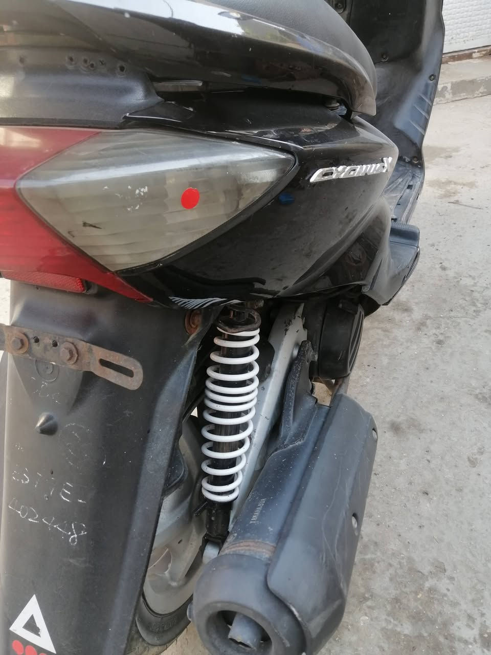 سلام عليكم دراجه سكنس نثية ياباني ١١٠ للبيع ستان حساس هندر سلف كهربائيات كاملة سعر ٦٠٠ مكان بغداد العبيدي رقم *********** اتصال
