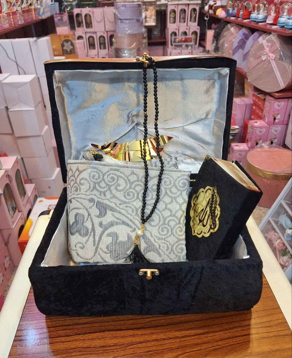 هديه عيد الام مميز 
🌞 متجر شمس
نوفر أجمل الهدايا لكل المناسبات 🎁
تغليف مميز ✨ توصيل سريع 🚚
اطلب الآن وخلي هديتك تلمع مثل الشمس ☀️
للحجز وتساب***********
