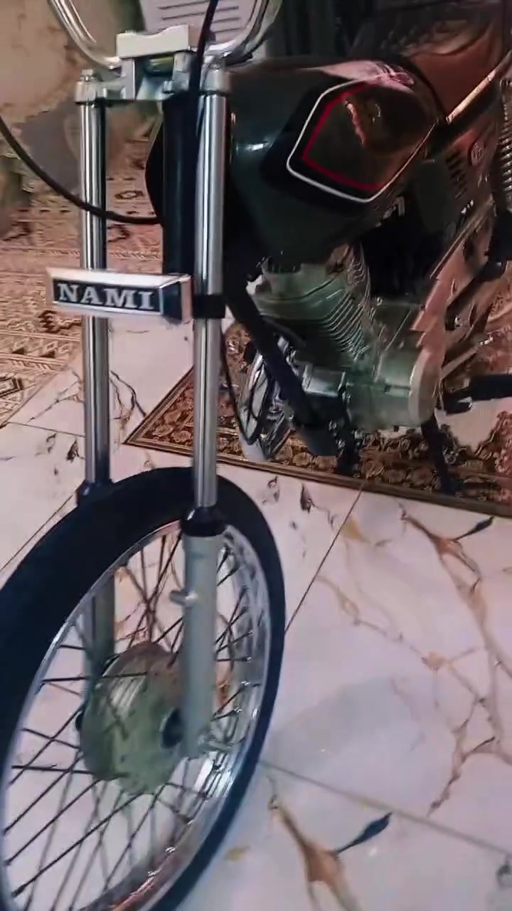 السلام عليكم دراجه لبيع بدون وراق دراجه مكينته متياز ولخىاض كله نامه دراجه نضيفه وحلوه لسعر 600وبيه مجال ***********
