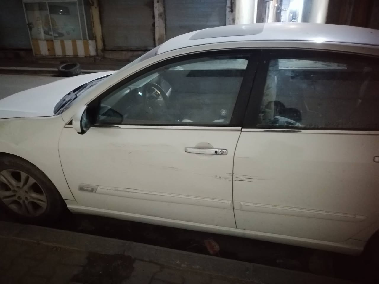 للبيع سياره رينو سافران 2010 سته سلندر
كير ومكينه جديد باتري جديد حدايه 80 %
باتري جديد سياره تحتاج بعض تلحيضات مثل مااموضح بالصور
سعر 86 وبيه مجال للأستفسار ***********
