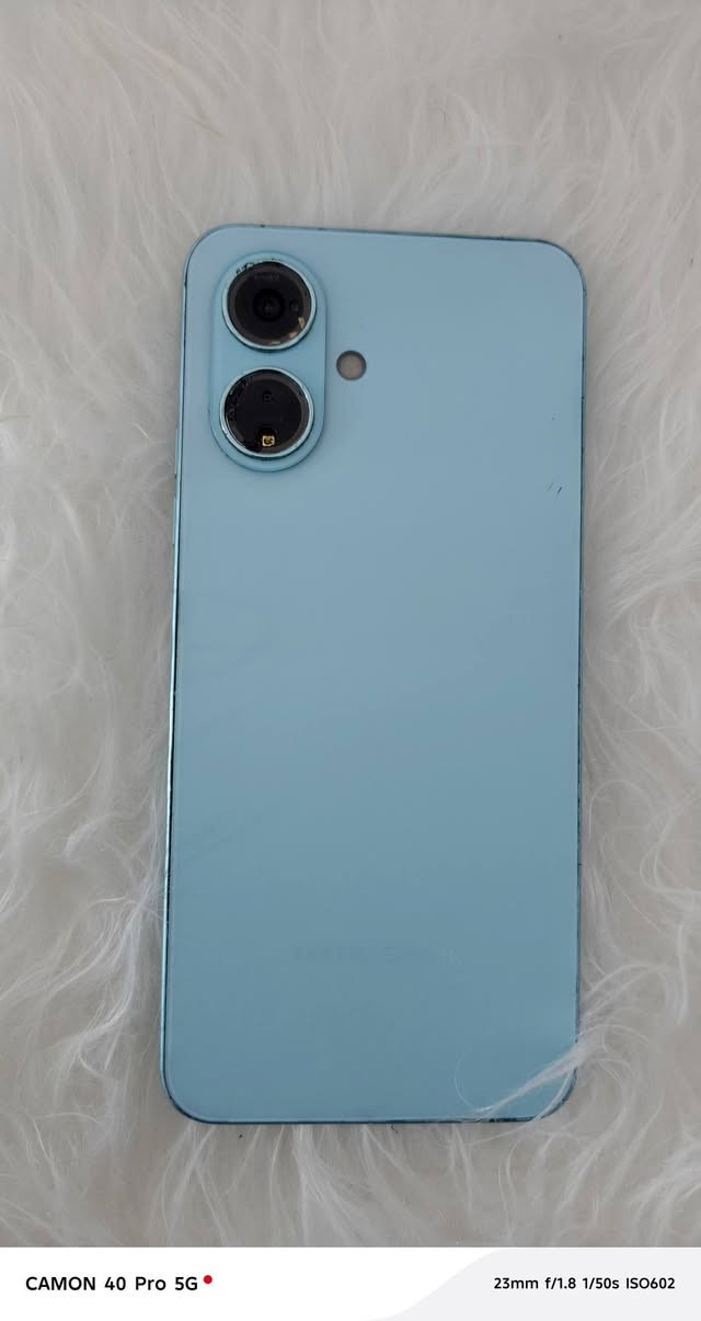 جهاز  تكنو سبارك 2
ذكره 64_رام 4
مبدل شاشة اصليه شرط وعلي وغطه كامرة مكسور سعره 50بي مجال مكاني رميثة جهاز شرط والله


**إذا كنت صاحب هذا الإعلان وتريد حذفه لأي سبب، رجاءا أرسل رسالة إلى الدعم الفني**