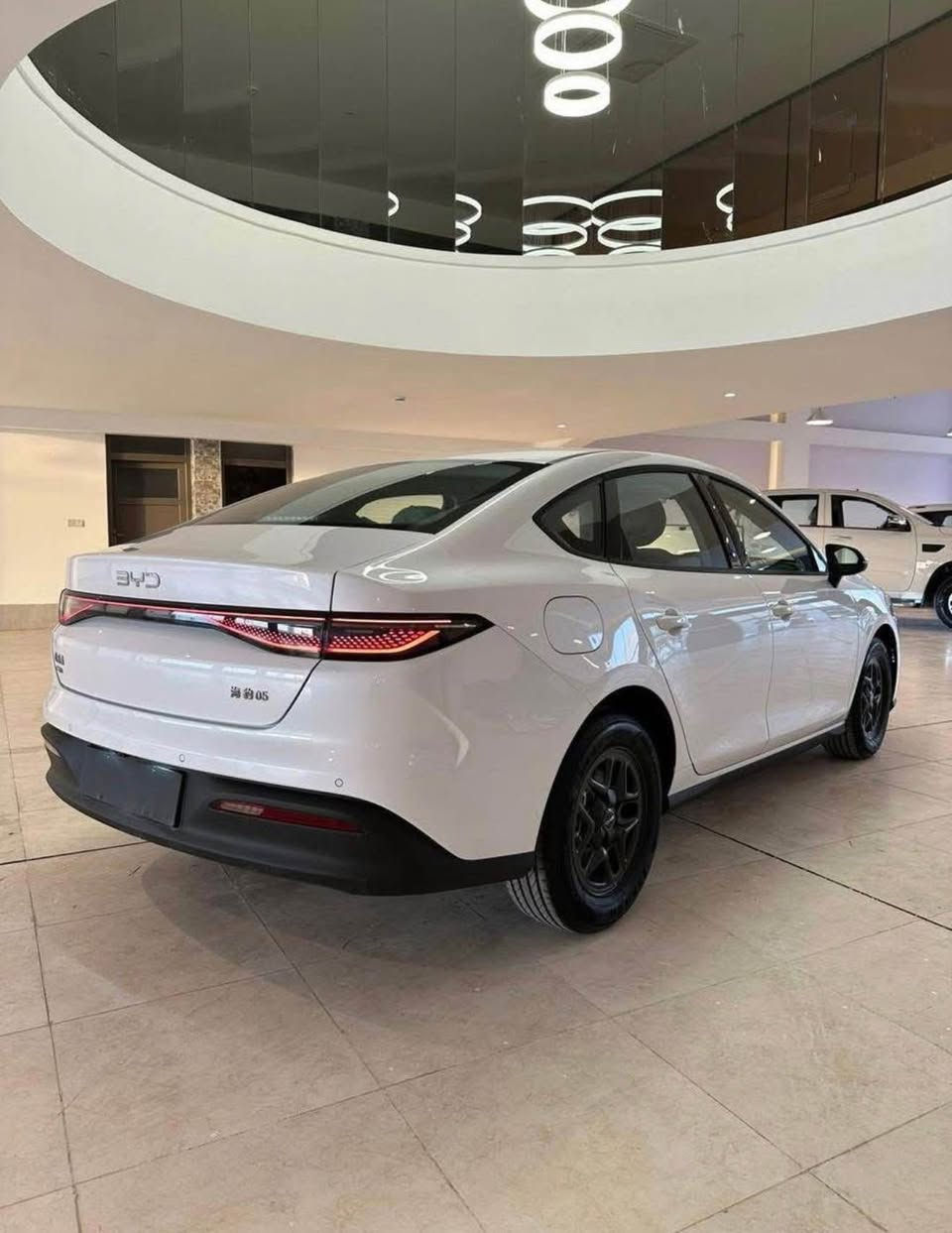 byd seal 05 
بۆیاخ تەنک و کامل ئەشیا
کارت و بەسمەی خۆی لەگەلە
سفر کم ٣ مانگ کاتی لەگەلە
نرخی زۆر گونجاو
***********
*********** السليمانية, العراق
