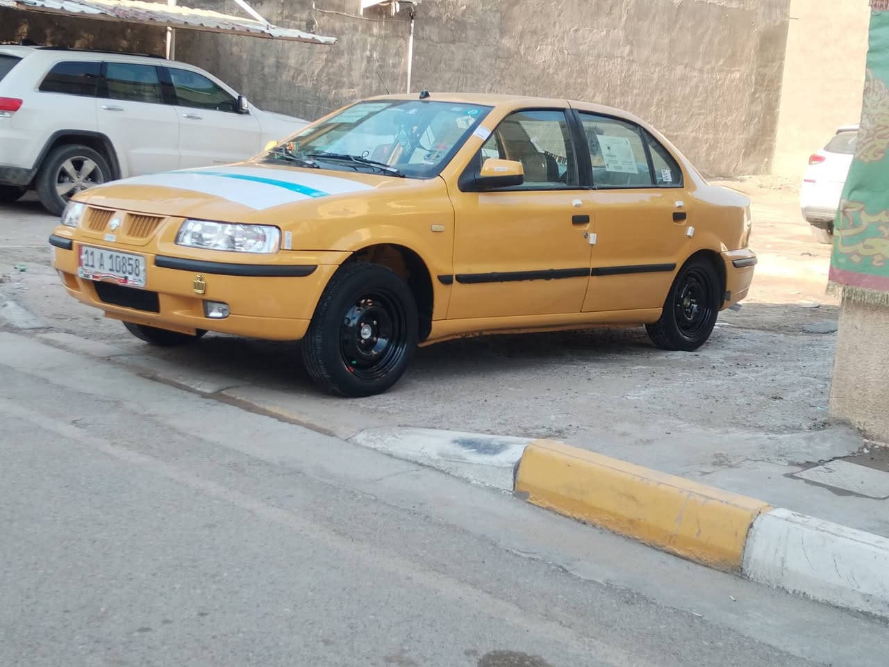 سمند ٢٠١١
تخم تاير
مدوشمة
ميكانيك كله مكفول
تبريد شغال
هيئة مصفرة سنوية لل٢٧
السيارة خير من الله
 السعر ٣٩
بغداد الزعفرانية
للتواصل ***********
