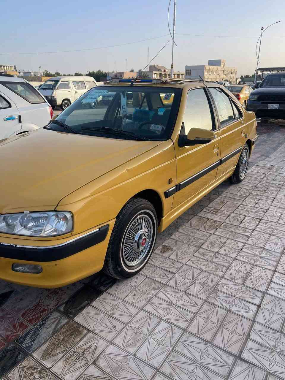 السلام عليكم  بيجو بارص موديل 15السياره مكفوله من الضربه والصبغ السياره بلاد وجاهزه  سنويه جديده رقم دولي السياره خير من الله تخم تاير جديد سنتر لوك السعر 47 قابل للتفاوض مكان السياره بصره مدينه رقم الهاتف واتساب ***********
