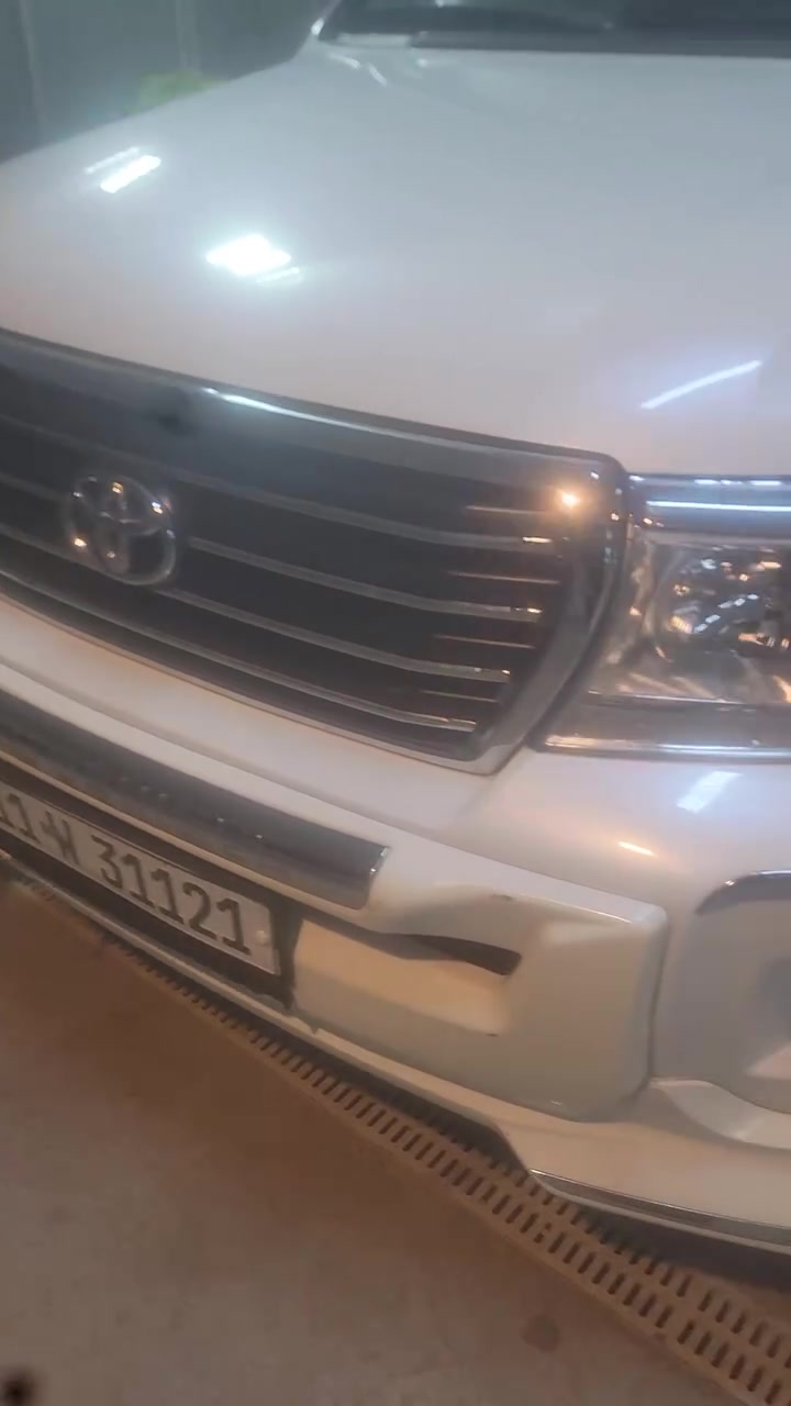 بريمية 2015  مكفولة من الحار والصبغ محرك كير على البلاد  بيها اقل الشبر بارد بالجاملغ  الامامي الدعاميات بلادية السيارة ماشية 191 الف حقيقي 
تشغيل عن بعد 
حساسات أمامي خلفي 
8 ايرباك 
كامرة خلفية 
كرسي الامامي كهربائي 
تشغيل عن بعد 
متكلمة 
ثلاث قطع تبريد 
مواصفات البريمية معروفة  
للاتصال 
***********
***********
