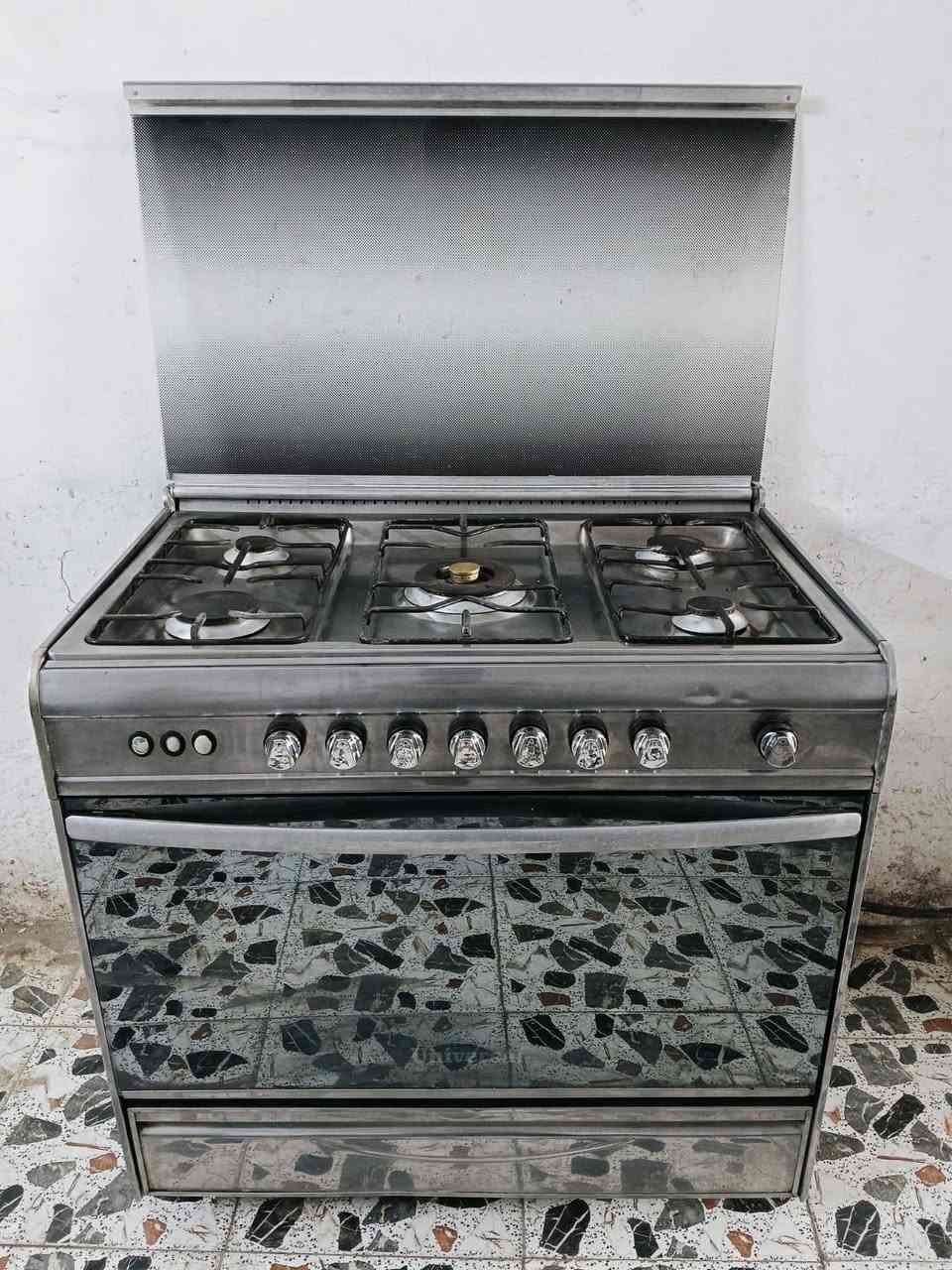طباخ  مصري بعدة بلاصق جديد باب اول علفحص شغال فرنه فوك وجوة شغال


**إذا كنت صاحب هذا الإعلان وتريد حذفه لأي سبب، رجاءا أرسل رسالة إلى الدعم الفني**