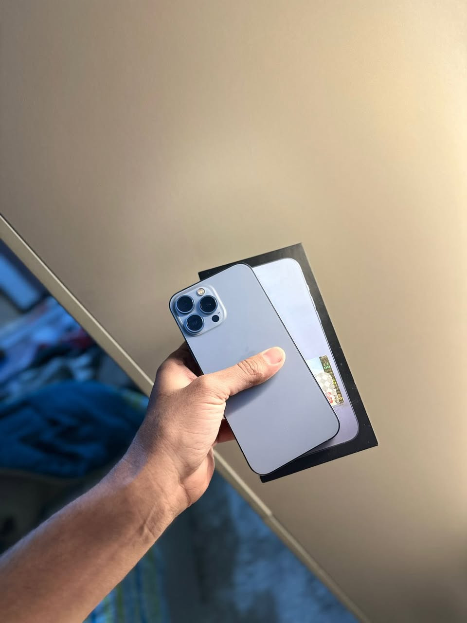 ايفون 13 بروماكس شرق اوسط 
بطاريه 81 
ذاكرة 256
وتر مكفول بلادي 
سعر 650
***********
بغداد/كاظميه جكوك
