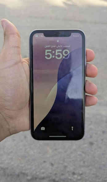 ايفون 11 عادي جديد مامفتوح بطاريه 82 ذاكره 128 كامل ملحقات باكيت نموذج M شرق اوسط سعره 320 وبي مجال مكاني بغداد كراده داخل رقمي ***********
