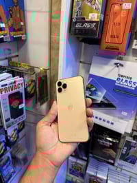 آيفون ١١ برو ماكس • ٦٤ • بطارية ٧٨٪