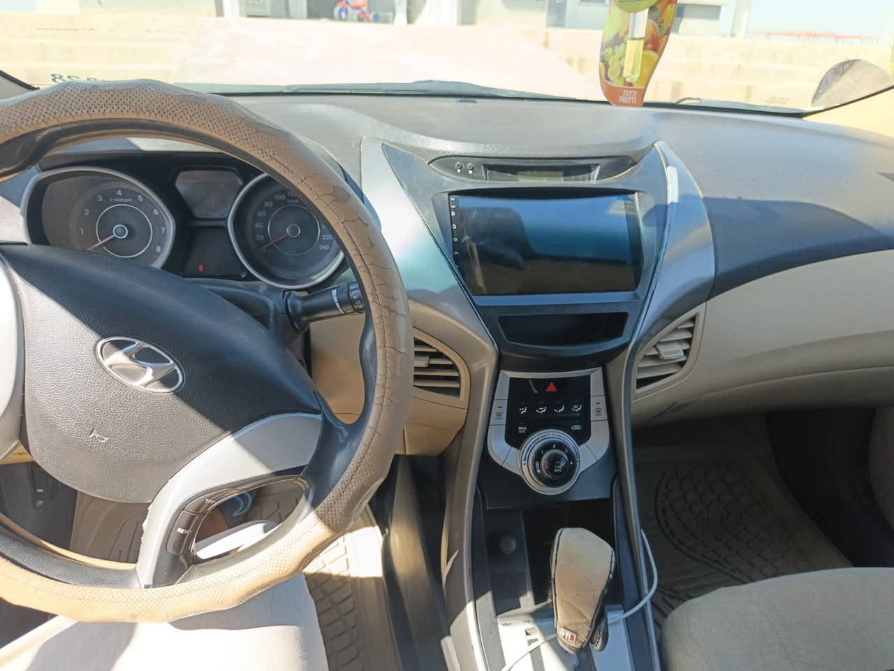 السلام عليكم.
النتره. موديل. 2011
خليجي ماشيه 167
محرك 18 شرط جديد ما مفتوح
رقم سليمانيه جديد باسمي 
ضررها بل هلال الخلفي حك شبرين لا اكثر شرط مع دوسه بيها صبغ 
شاشه +كامره صدر جديد
السعر.. 115 وبيها مجال. قليل. 
مكان قضاء الحويجة. قريه النمله. 
للاستفسار ***********
