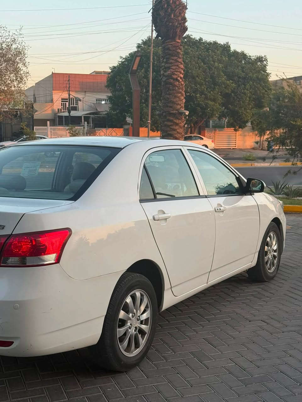 بيوايدي جي اثري موديل ٢٠١٢ بغداد رقم انكليزي كير مكينه حداديه تبريد بلاديه  ماشيه ١٢٩ فتحه سقف بصمة  تشغيل وابواب مكفوله بدون صبغ فقط هلالات خلفيه مكان السياره بغداد حي الجهاد رقم الهاتف *********** السعر ٥٤$
