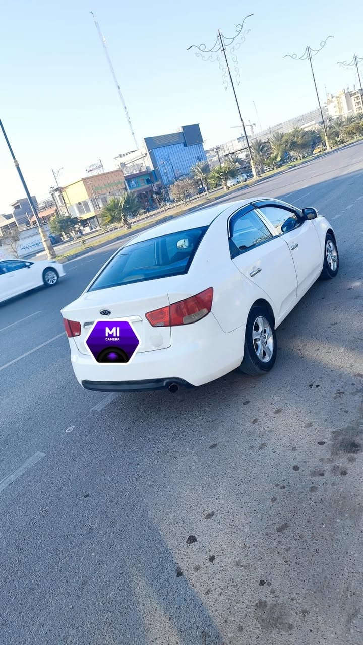 سيراتو خليجي موديل 2011 مكينه 1800 كير. وحداديه تخم تايرات جديد تبريد ثلج تفه ويلكب شاشه ربع سماعات كرهبايات كله شغاله بيه ربع قطع بدون دواخل رقم ربيل تحويل مباشر سعره 65وبيه مجال مكاني كربلاء المقدسة 
***********
