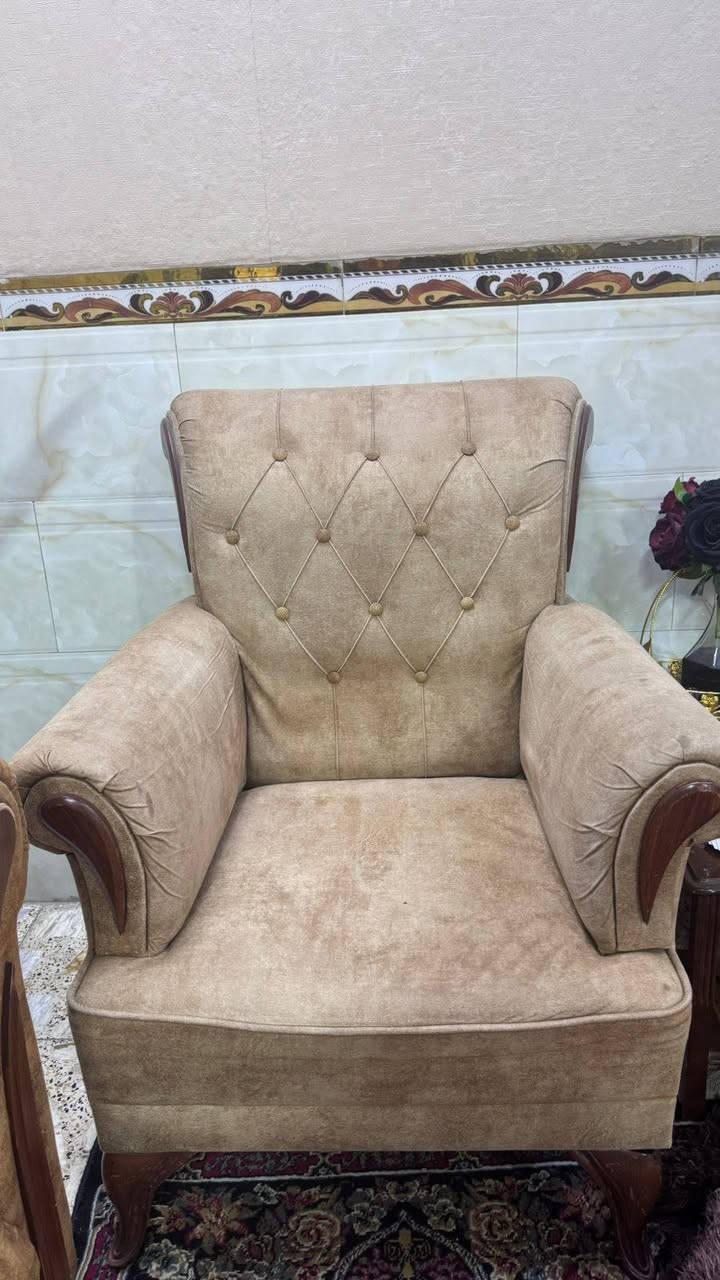 تخم تركي يحتوي على خمس قطع اثنين كبيره واثنين صغيره وحده وسط
السعر 750 للاستفسار مراسله خاص


**إذا كنت صاحب هذا الإعلان وتريد حذفه لأي سبب، رجاءا أرسل رسالة إلى الدعم الفني**