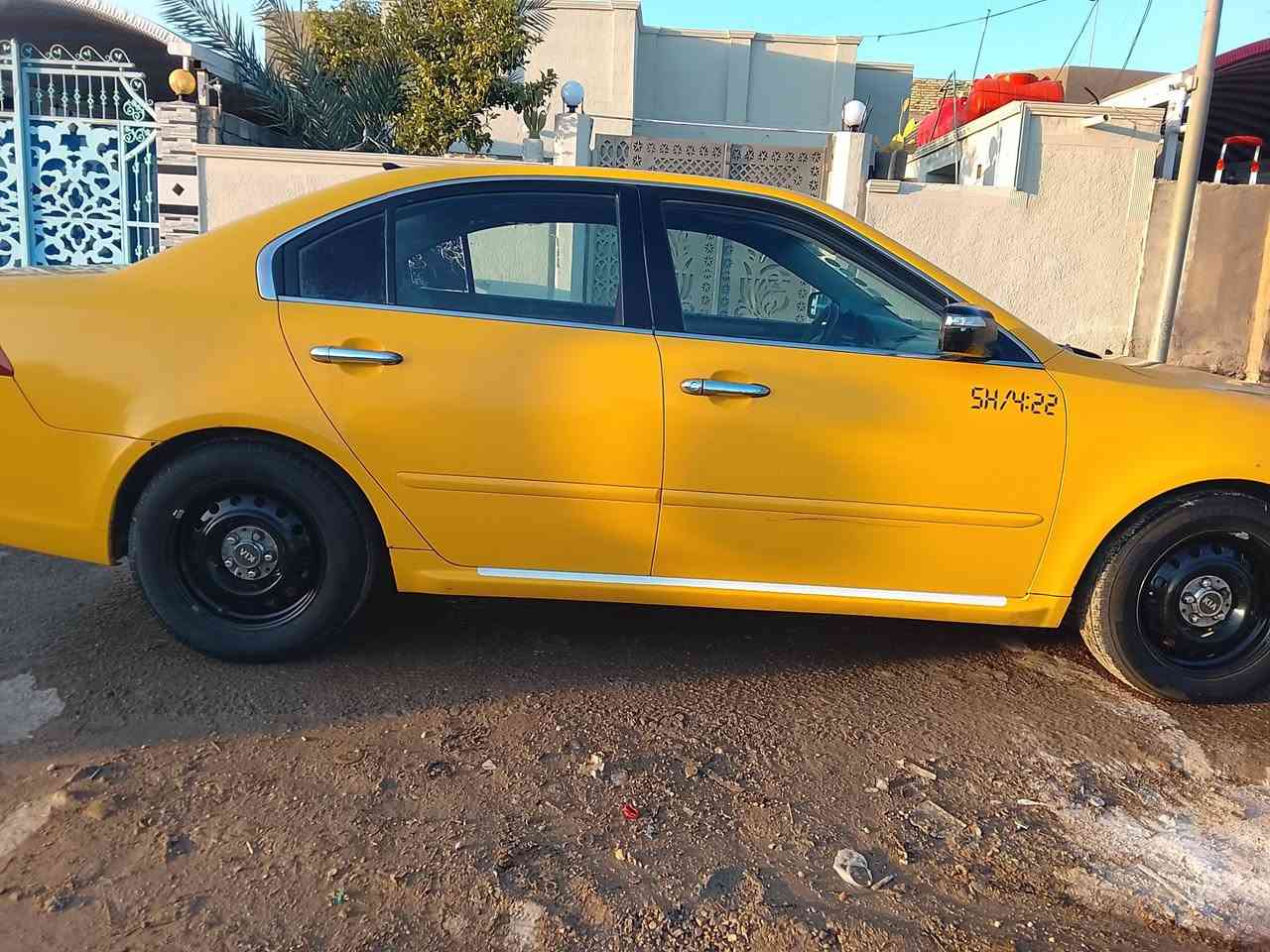 اوبتيما للبيع 2010 تكسي رقم مثنى انكليزي جديد مشروع وطني بسمي بدون حادث السيارة جاهزه خير من الله الاستفسار أكثر الاتصال على الرقم ***********مكان السيارة بابل السعر120$/او بيها مجال قليل
