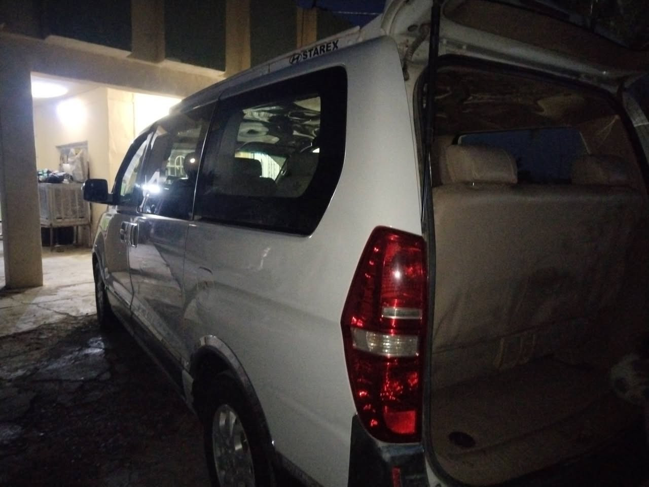 سيارة للبيع موديل 2011 مفتوح رقم السليمانية 
محرك اكسل كير كفاله كلها عده قطعه وحده
سيارة كامله على اخر حبايه سونارها موجود 
مكان ديالئ دلي عباس
*********** سيد محمد واتساب هم موجود 
خاص مفتوح 
سعر 168 وبيها مجال
