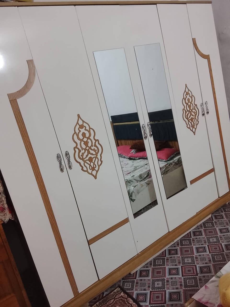 ***********
العنوان بغداد مدينة الحريه السعر 350 وبيه مجال بسيط 
هذا الرقم بدون خاص بس اتصل
