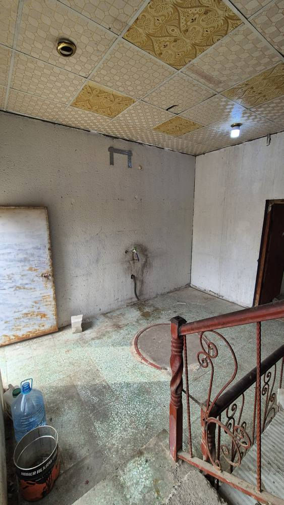 شقة للايجار طابق الثانية 
تحتوي صالة _ غرفتين 2 نوم _ وحمام داخلي وخارجي _
سعر الشقة 350 وبية مجال بسيط 
مكانه القبلة _حي القائم _ قرب افران زيداوي 
قريب علية سوق + مطاعم + مدارس البصرة, العراق


**إذا كنت صاحب هذا الإعلان وتريد حذفه لأي سبب، رجاءا أرسل رسالة إلى الدعم الفني**