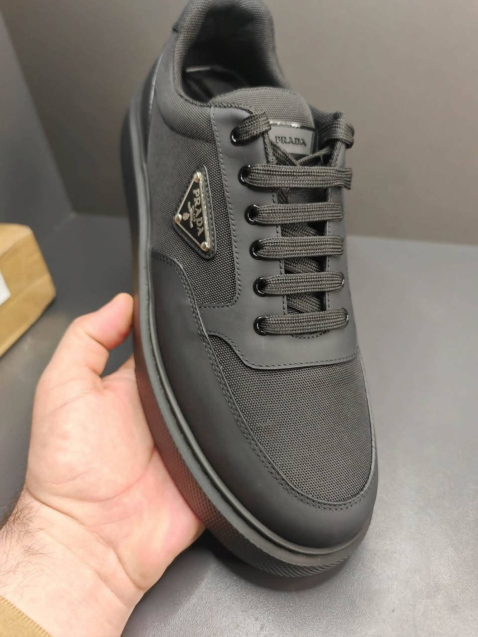 حذاء قطعه خرافيه  برادا ايطالي 
قياس 44 
السعر 130 الف


**إذا كنت صاحب هذا الإعلان وتريد حذفه لأي سبب، رجاءا أرسل رسالة إلى الدعم الفني**