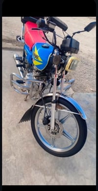 شباب دراجه موديل 19 مابها شي بس خيط تبخير السعر 325 وبيها مجال بسيط 07...