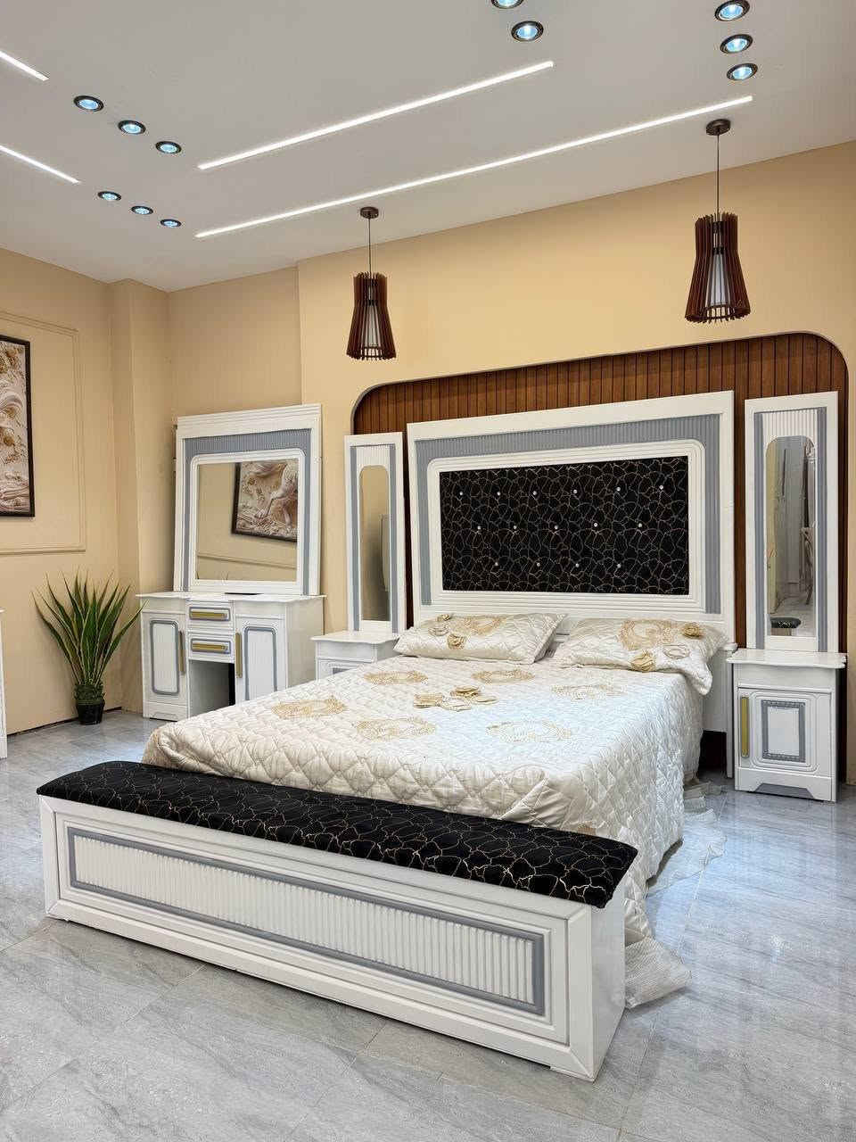 غرف  نوم بانسب الأسعار توصيل وشد متوفر لجميع محافظات العراق ***********
