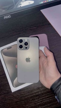 آيفون 15 برو ماكس • نضيف • بطارية ٩٠٪