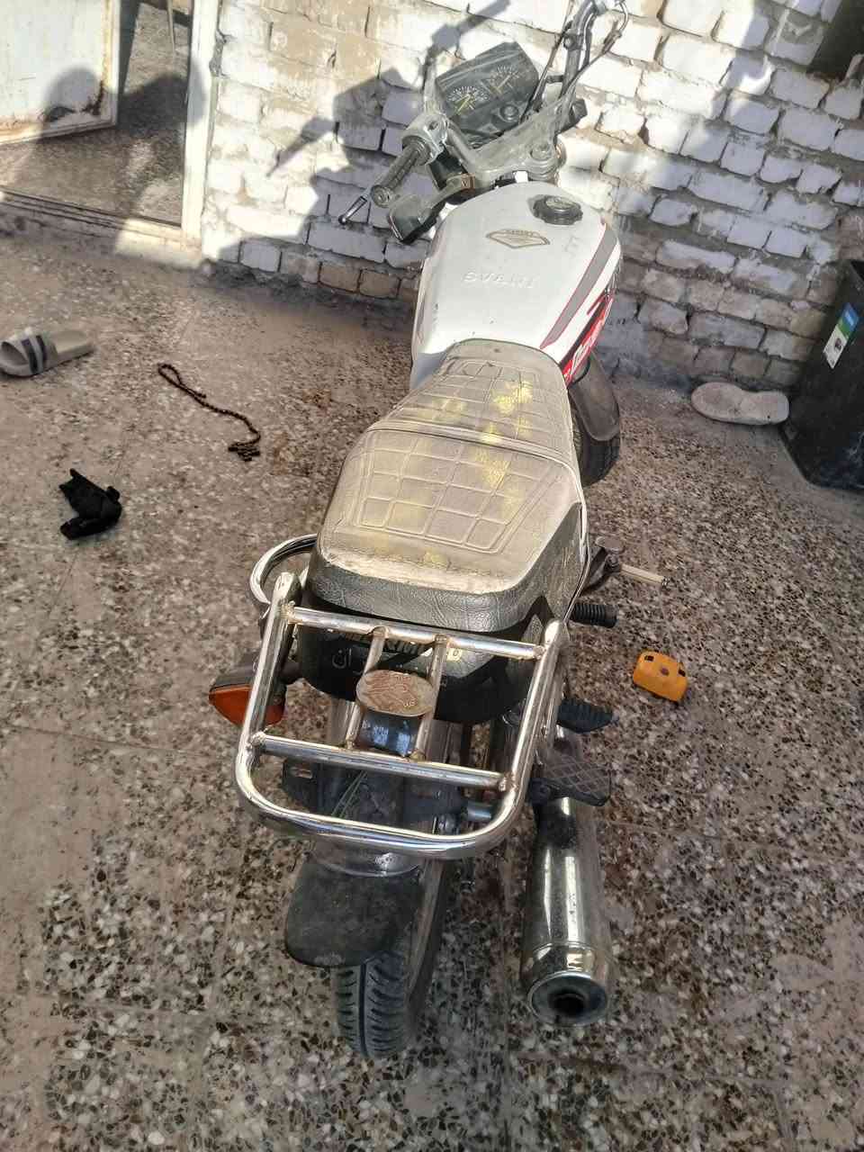 السلام عليكم دراجه للبيع اراني تاكر اربع كير مديل 22 دراجه نقص ولفات دراجه اصوليه اوراق بكانه بغداد الحسنيه مال رشديه سعر 350وبيه مجال رقم الهاتف ***********
