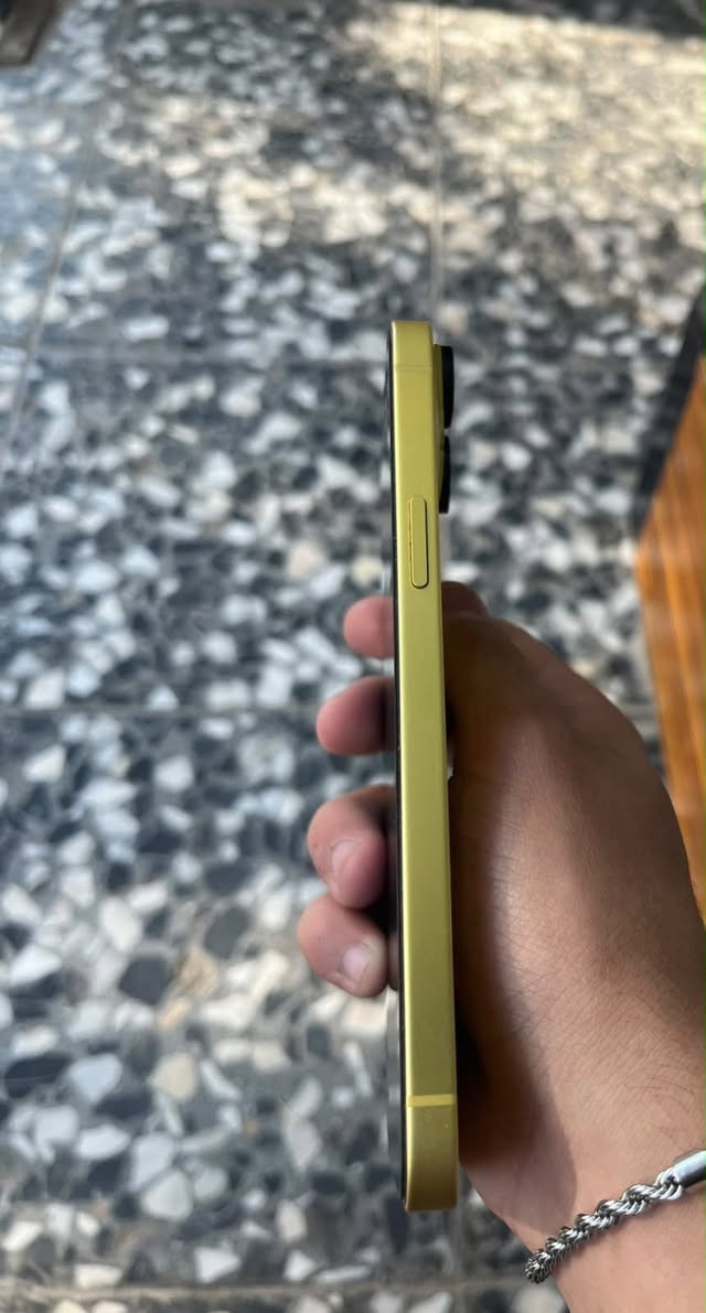 ايفون 14 بلس
ذاكره 128
بطاريه 93
الجهاز ما مفتوح
العنوان بغداد العبيدي 
رقم للتواصل والاستفسار ***********
