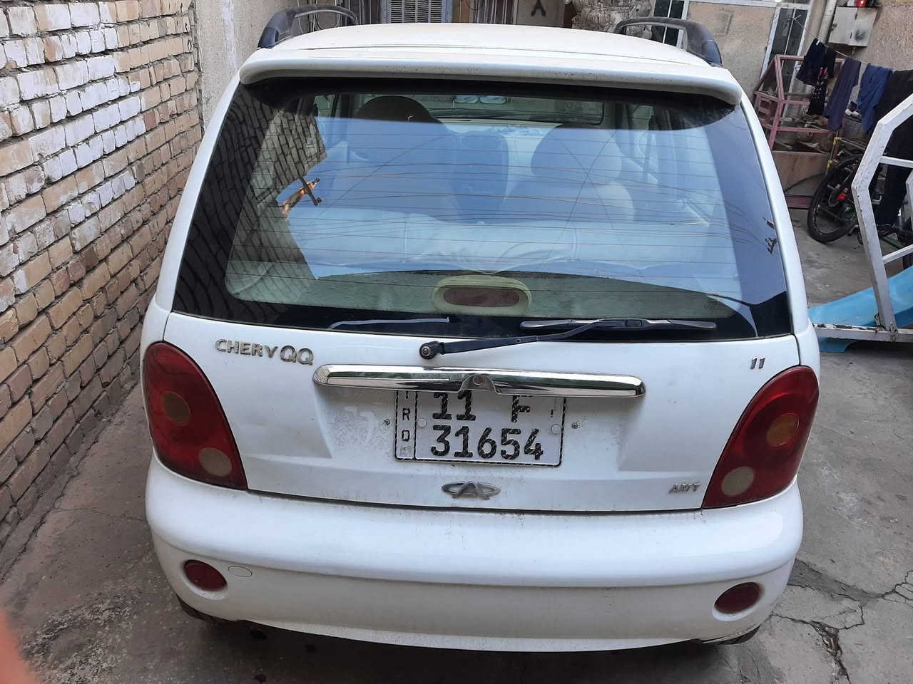 سلام عليكم سياره كيو كيو نضيفه وخير من الله تبريد شغال السياره محتاجه شويه ترتيب مراوس رقم ***********
