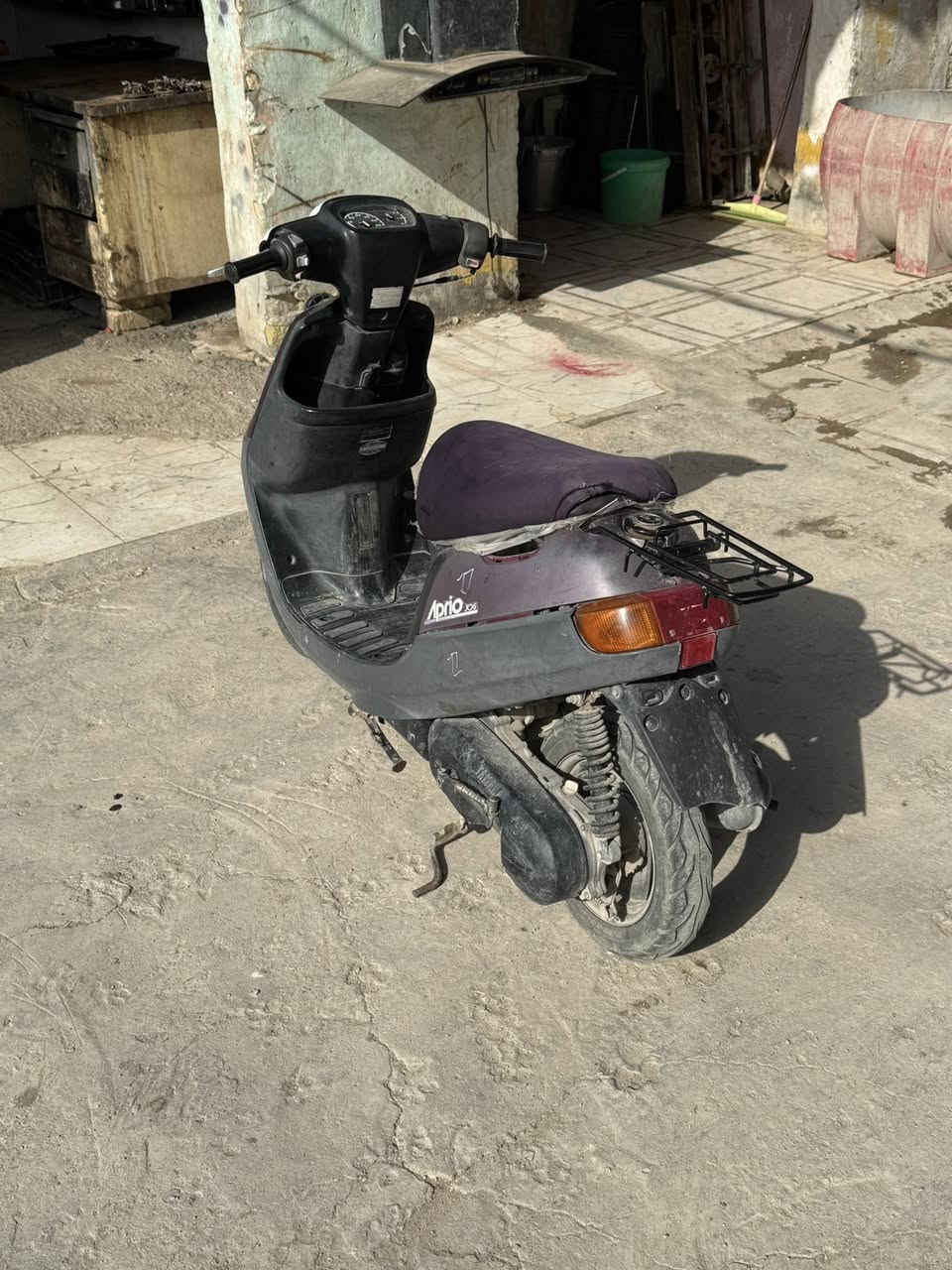 دراجة للبيع نظيفة وحلوة سعر 400￼أو بيها مجال قليل شغالة ‏من الطول لطول شرط الفحص شرط الشغل هذا رقمي علوان الناصرية ومركز***********
