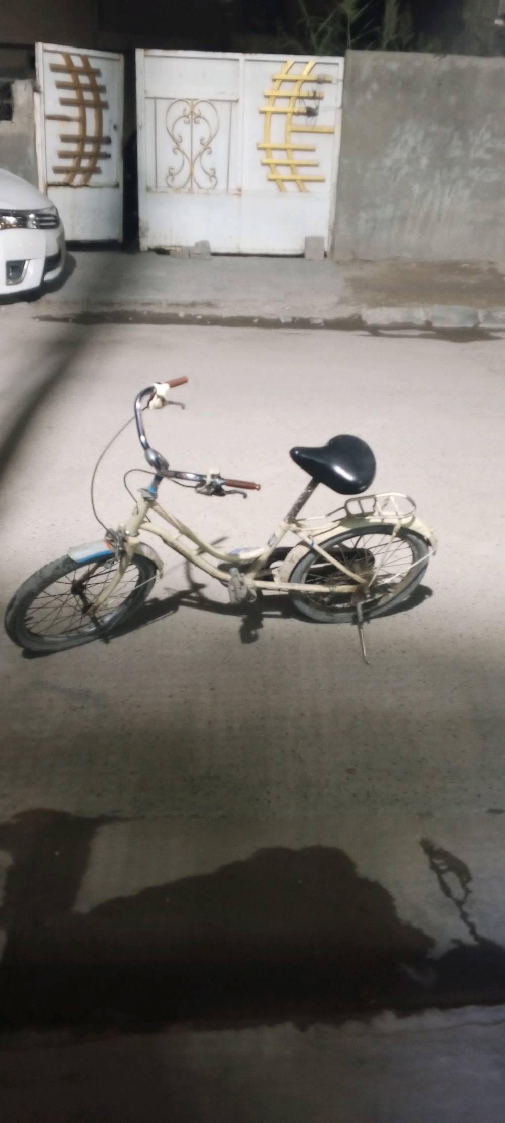 بغداد زينة 710 خلف ثانوية الريحاني السعر 100الف