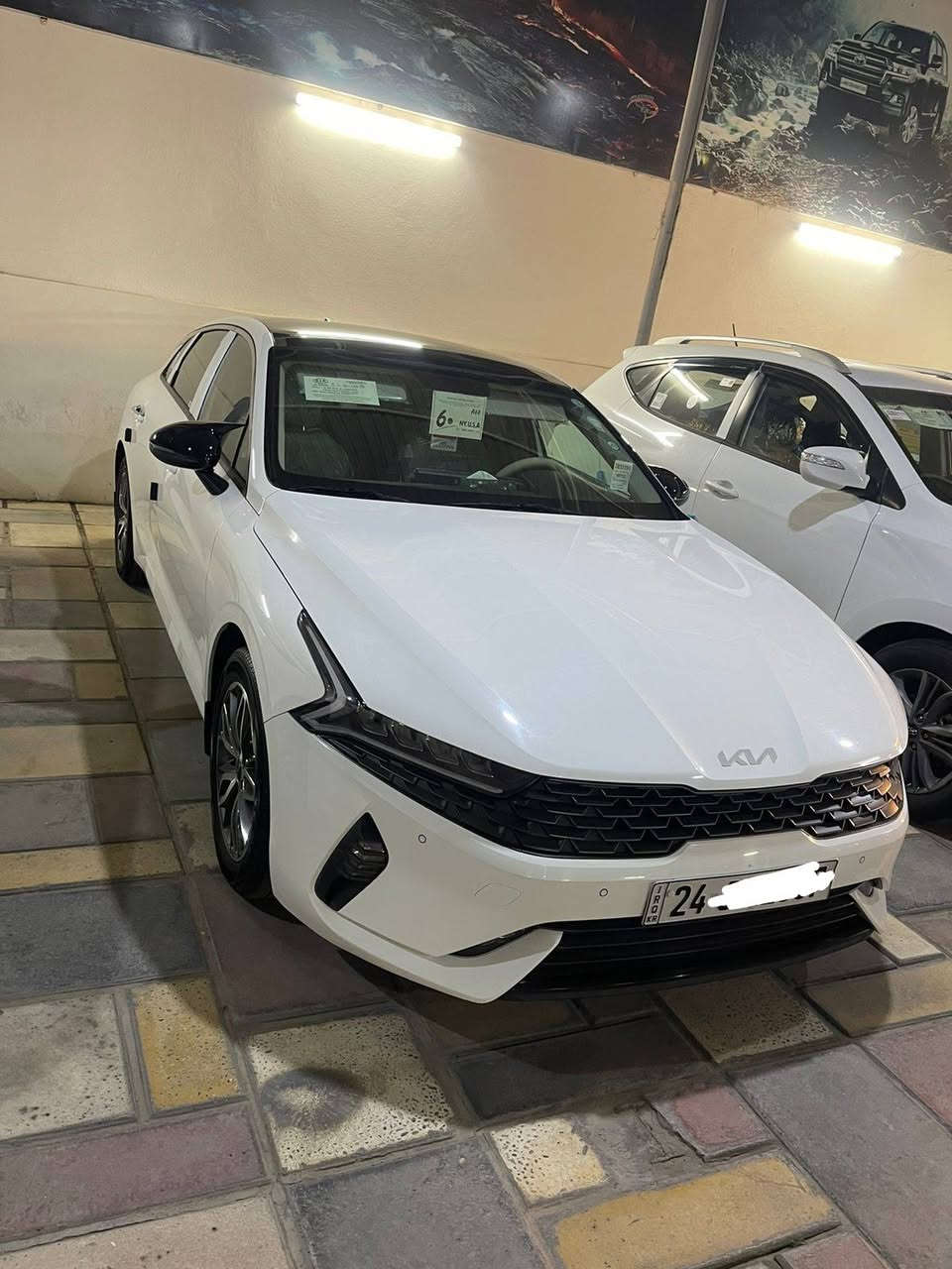 السلام عليكم 
كي فايف خليجي 
موديل ٢٠٢٣
سنويه جديد
هزه جديد
رقم دهوك 
شرط التحويل فقط 
كفاله عامه السياره خاليه من الضرر والصبغ 
المواصفات 
كشنات جلد 
كشن كهرباء 
كشنات تدفئه
بانوراما 
لايتات ليد امامي 
حساس امامي 
حساس خلفي 
رادار جانبي 
اشاير بل مري 
قطعتين تبريد 
وباقي المواصفات المعروفه 
.
العنوان الموصل 
لمعرفه السعر الاتصال على الرقم 
***********
***********
